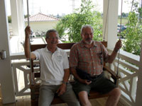 Manfred Klementz und Peter Sommer von der 1HKG